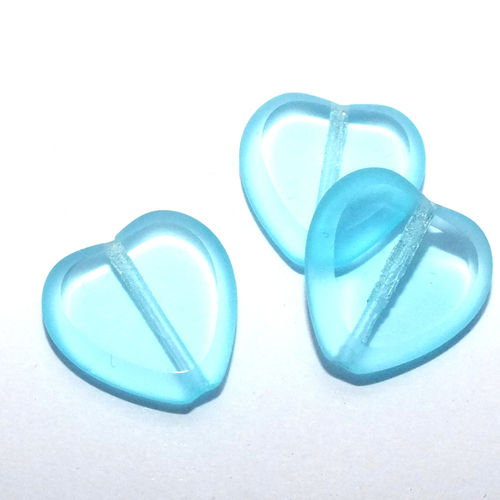 2 geschliffene Herz Glasperlen · Aqua transparent 15mm · pe2155
