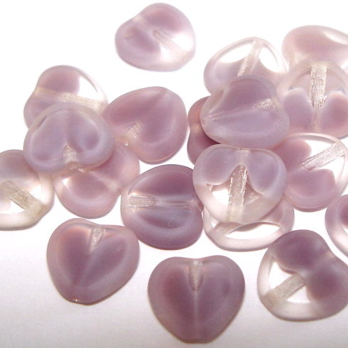 20 geschliffene Herz Glasperlen · Crystal Lila Opal 7.5mm · pe1708