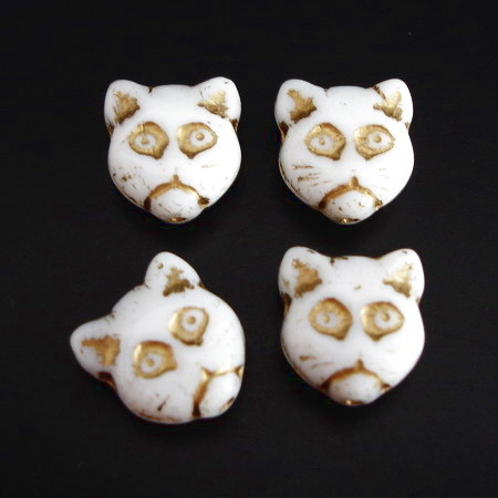 4 Katzen Katzenkopf Glasperlen · Weiß Gold · pe4716
