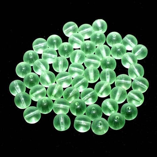 50 runde Glasperlen · Grün mattiert 5mm · pe5417